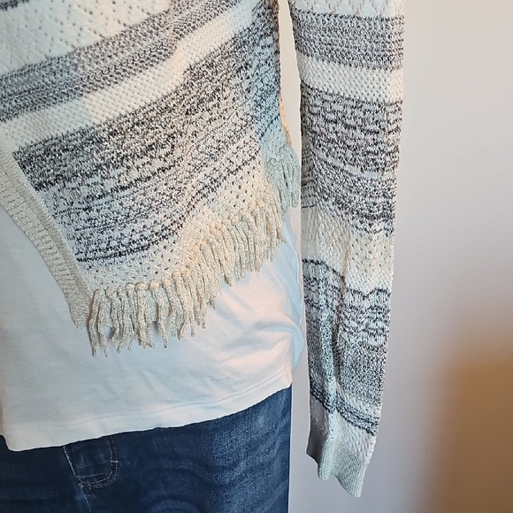 White House Black Market Cream and Black Striped Cardigan - Picture 3 of 6